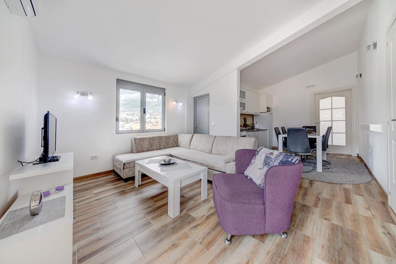Delfin Apartments Сутоморе Экстерьер фото